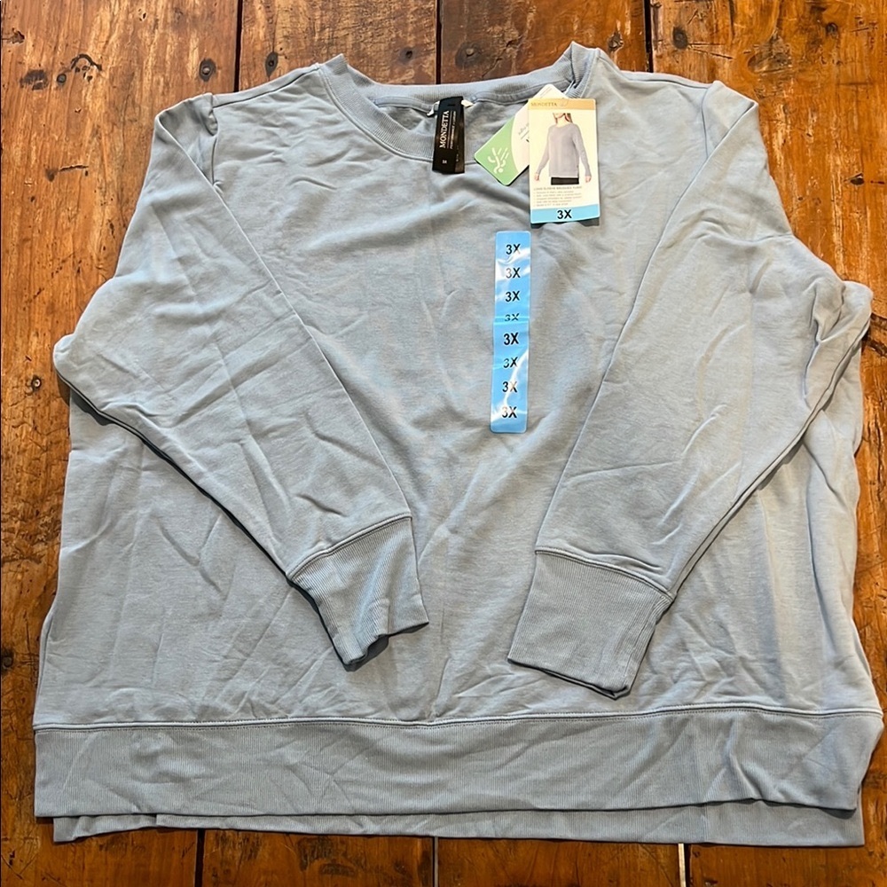 Mondetta Ashley Blue Sweatshirt 3X.  New with tags!  Long sleeve, side slits.